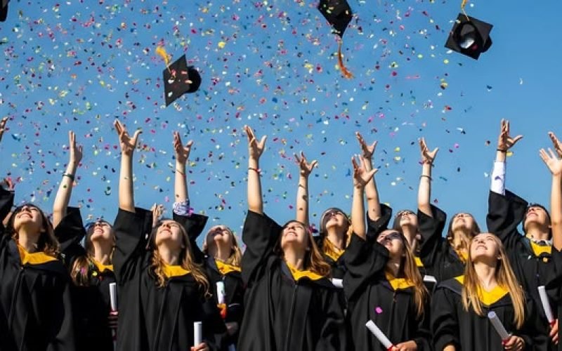Online Learning UAE?